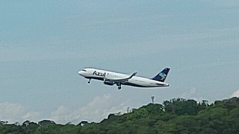Airbus A320NEO PR-YRE takeoff from Manaus to Fort Lauderdale