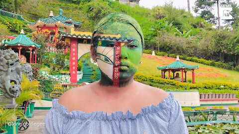 Artist Camouflages Herself Into Incredible Landscapes