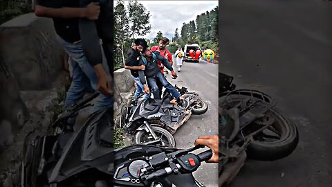 rs200 live accident 😭#bike #rider