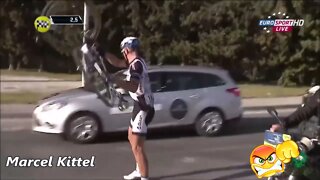 Ciclistas em furia