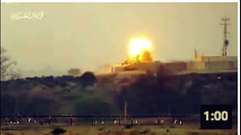 Hamas fighter destroying an Israeli Merkava tank with his bare hands