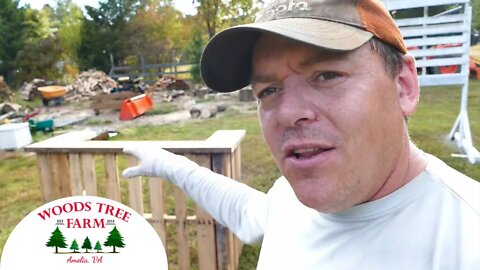 3 Easy Pallet Projects For Your Tree Lot or Farm Stand