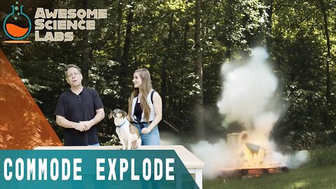 Awesome Science Labs Ep 5: Commode Explode (Sodium & Water!)