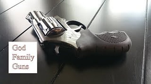 Best Concealed Carry : Revolver vs Semi Automatic