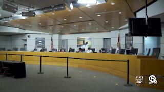 Palm Beach County School Board votes to explore legal action against Gov. Ron DeSantis over face masks