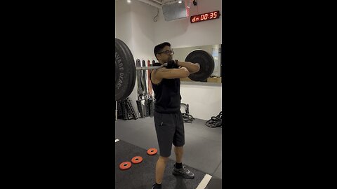 Front Squat Set - 40 kg (62 % of Body Weight)