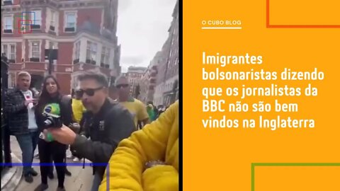 Imigrantes bolsonaristas dizendo que os jornalistas da BBC não são bem vindos na Inglaterra