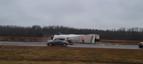 Truck Accident On Highway 401