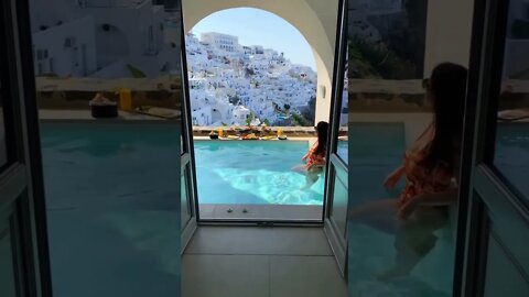 Breakfast with a view at the Villa Bordeaux in Santorini, Greece 🍉 😎#shorts