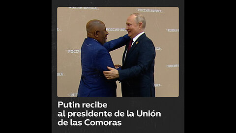 Putin da una calurosa bienvenida al presidente de la Unión Africana