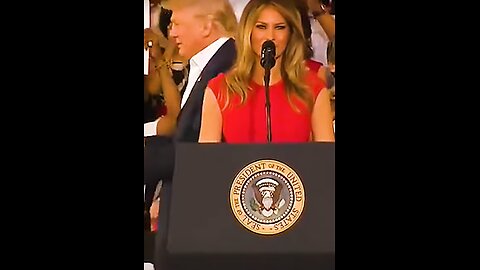 MELANIA TRUMP TAKES THE MIC AND NO EXPECTED THIS!