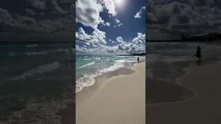 Oleo Cancun Beach