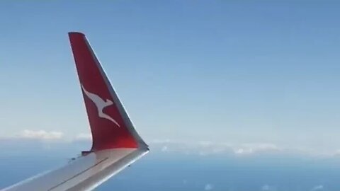 [Qantas NEW livery!] B737-800 takeoff from Adelaide Airport