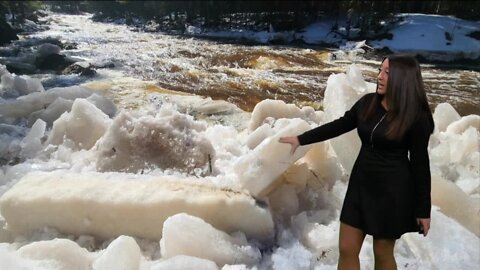 Breaking it Down with Brittney - Ice Jam
