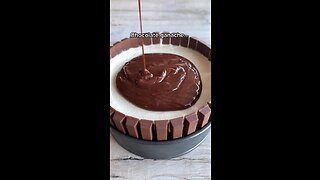 KitKat Cheesecake | Cake Recipes | Desserts