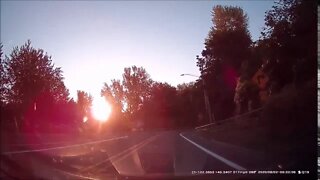 Ride Along with Q #71 - Bright Sunrise Halsey into Troutdale - 08/02/20 - DashCam Video by Q Madp