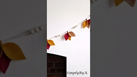 DIY AUTUMN FELT GARLAND #shorts #diyhomedecor #craft #feltcrafts #autumncrafts #diygarland