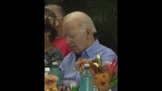 Joe Biden seems to fall asleep during an important meeting with victims of the Maui fires in Hawaii