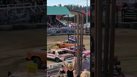The crowd goes wild!! 🇨🇦🇨🇦 2023 #demolition #derby #armstrong