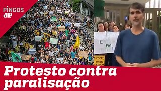 Pais protestam contra paralisação das aulas