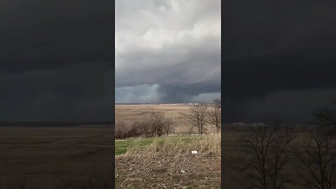 Reports of near mile wide wedge tornado near Harper, Iowa