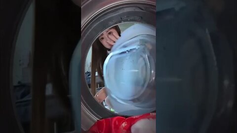 Trapped In A Washing Machine The View Is Pretty Good Of This Chinese Girl