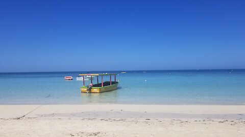 Negril , Jamaica. The Seven Mile Beach