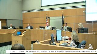 Sarpy County commissioners pass resolution supporting second amendment