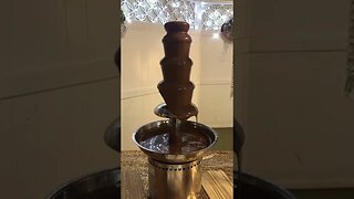 Chocolate Fountain Tiktok noemi con