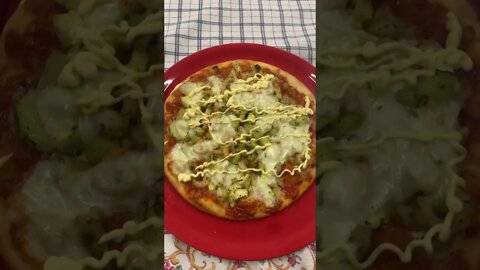 Pizza gamberi e zucchine fatta in casa