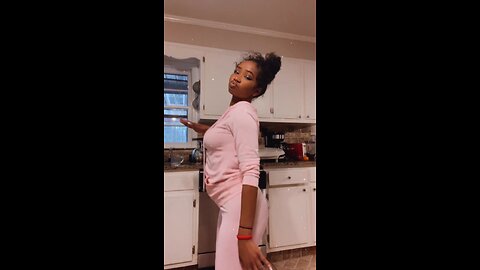 Dymond Flawless Dancing in legging [Short]