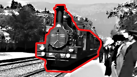 First film ever premiered (Arrival of a Train at La Ciotat, Lumière Brothers, 1896) [10 HOURS]