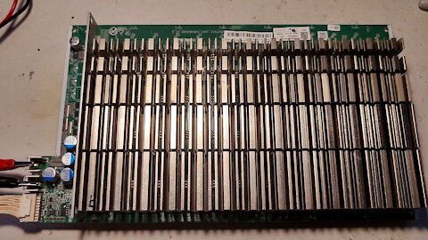 Bitcoin Mining Farm - Hash Board Acting Up - Time for A Repair, S17+