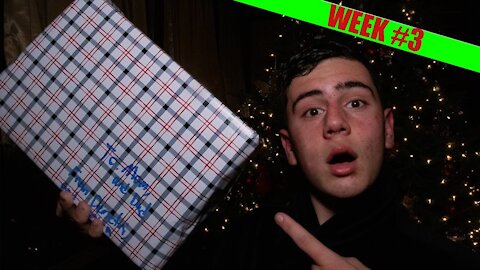 Vlogmas Week 3 Wrapping Christmas Gifts