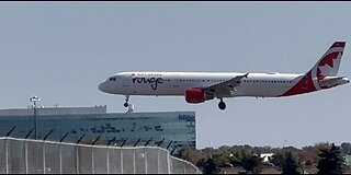 Landing view in Pearson Airport