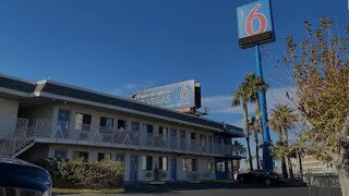 I JUST SPENT 25 DAYS AT THE NASTIST MOTEL 6 I'VE EVER STAYED AT... DEAN MARTIN DR IN LAS VEGAS