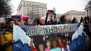 Despite Cloud Of Controversy, Washington Women's March Draws Hundreds
