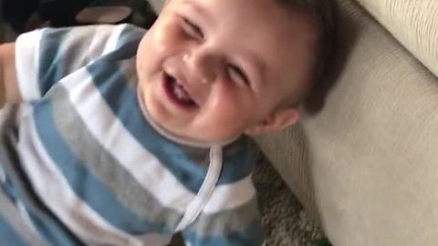 Adorable baby this mom is hilarious, can't stop laughing