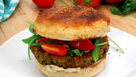 Delicious falafel burger recipe