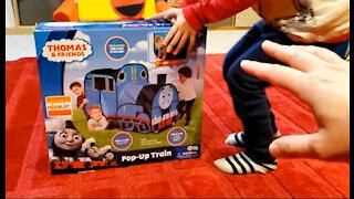 Unboxing the Thomas Pop-Up Train Tent