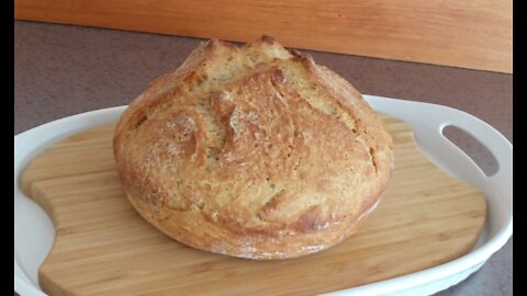 No-Knead Honey Whole Wheat Bread (Easy... No Mixer... No Yeast Proofing)