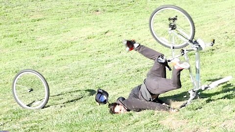 DOWNHILL BAIT BIKE PRANK *BIKE DESTROYED*