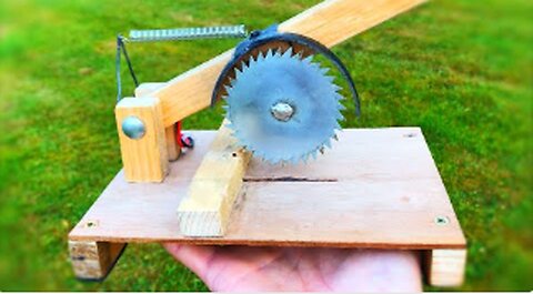 The most effective method to Make a Saw _ Table Saw or Seat Saw Machine at Home Do-It-Yourself