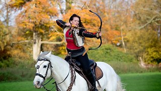 Real-Life Robin Hoods: Stunt Couple Fire Arrows From Horseback