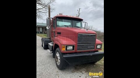 Very Low Mileage 2008 Mack CH613 Day Cab Semi Truck 600hp MP8 for Sale in Kentucky