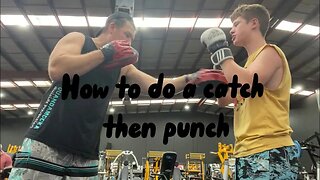 How to do a catch, then punch, boxing basics ￼
