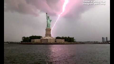 Statue of Liberty struck by lightning