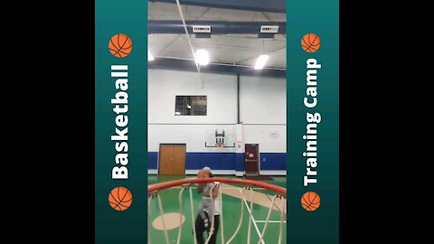 2-year-old DUNKS 1st time
