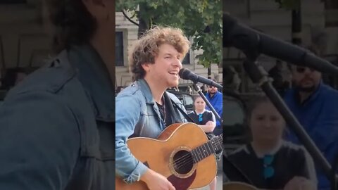 Andrew Duncan The singer from Scotland covers coldplay every Teardrop is a waterfall #busker