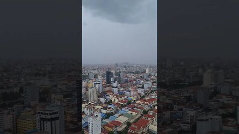 Rainy Season 🌧 Penh Cambodia 🇰🇭 #shorts #cambodia #phnompenh #expat #digitalnomads(2)